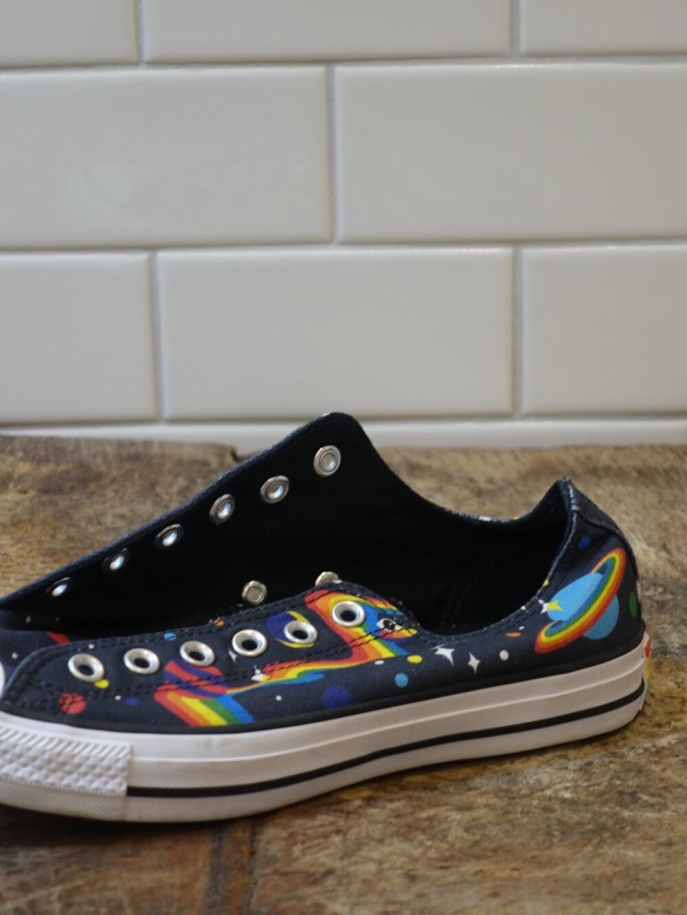 Converse Special Find . Unique And Part Of The Pride Collection - Picture 7 of 9